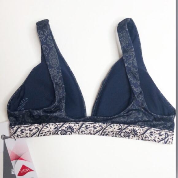 NWT athleta aqualux batik blue bikini top - Picture 8 of 8